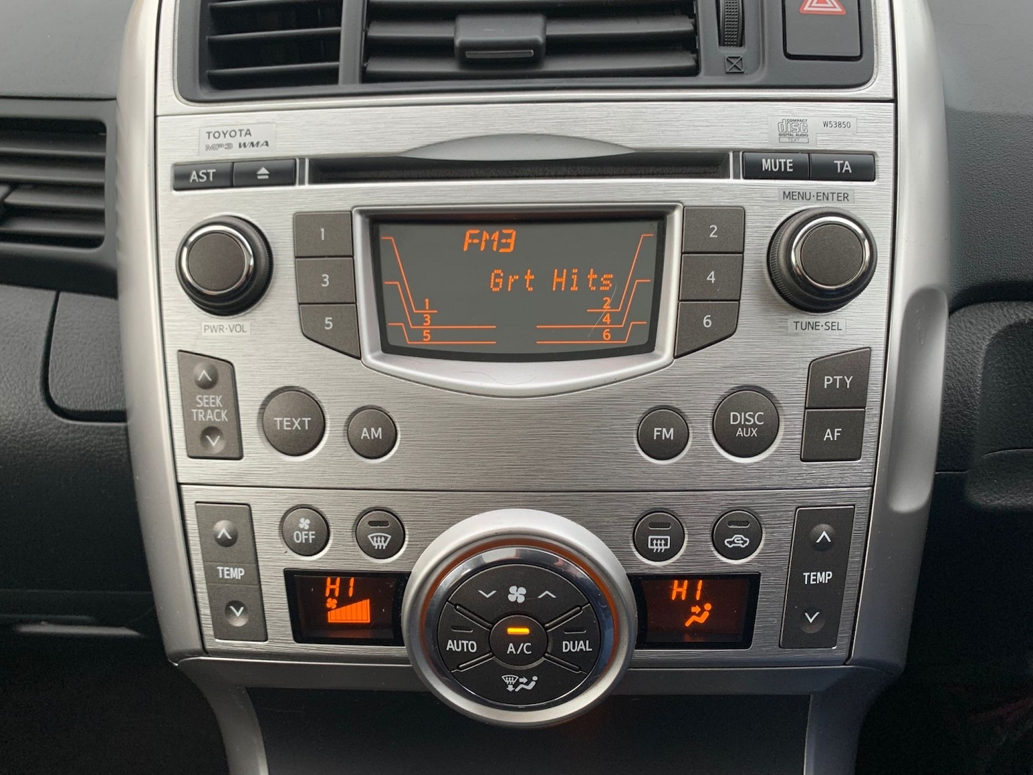 Used Toyota Verso 2011 for sale - 77721319: Photo 25