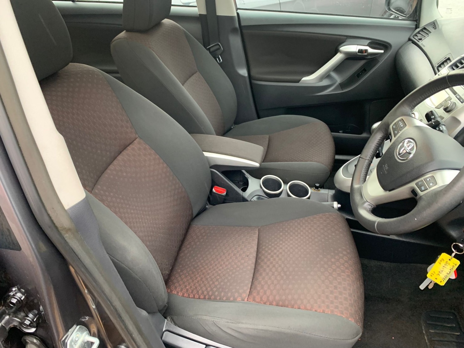 Used Toyota Verso 2011 for sale - 77721319: Photo 3