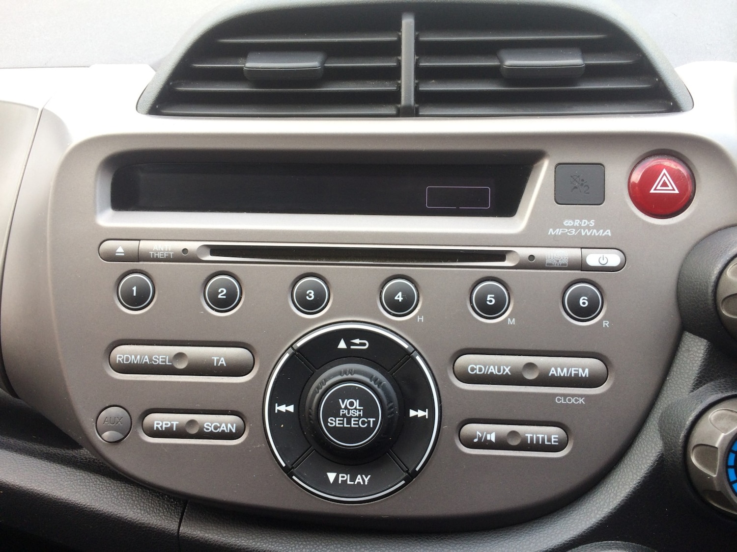 Used Honda Jazz 2010 for sale - 78201969: Photo 15