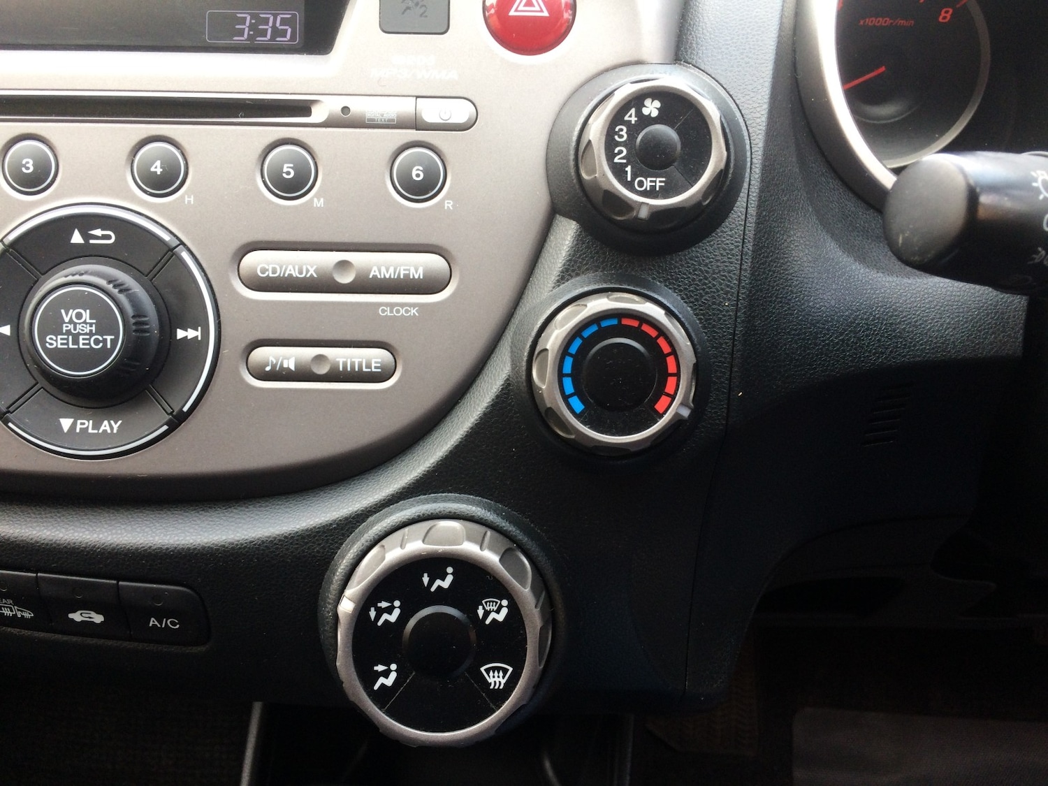 Used Honda Jazz 2010 for sale - 78201969: Photo 16