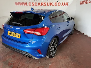 Used Ford Focus 2019 for sale - 77721302: Photo
