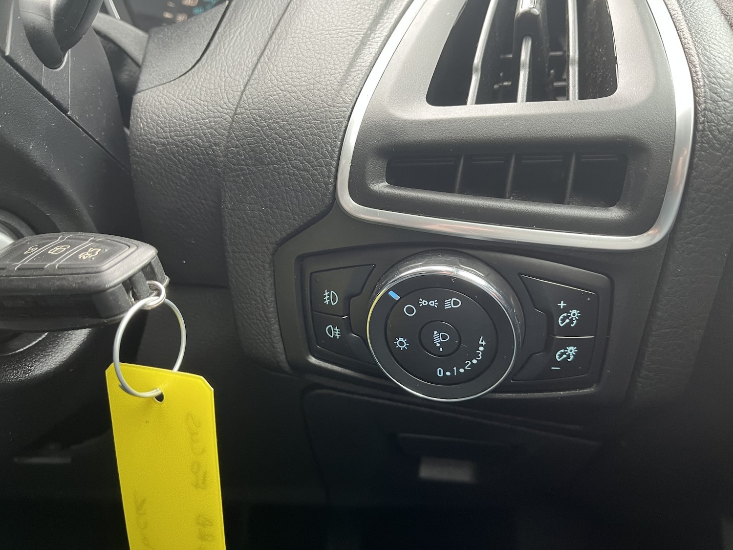 Used Ford Focus 2014 for sale - 77807175: Photo 24