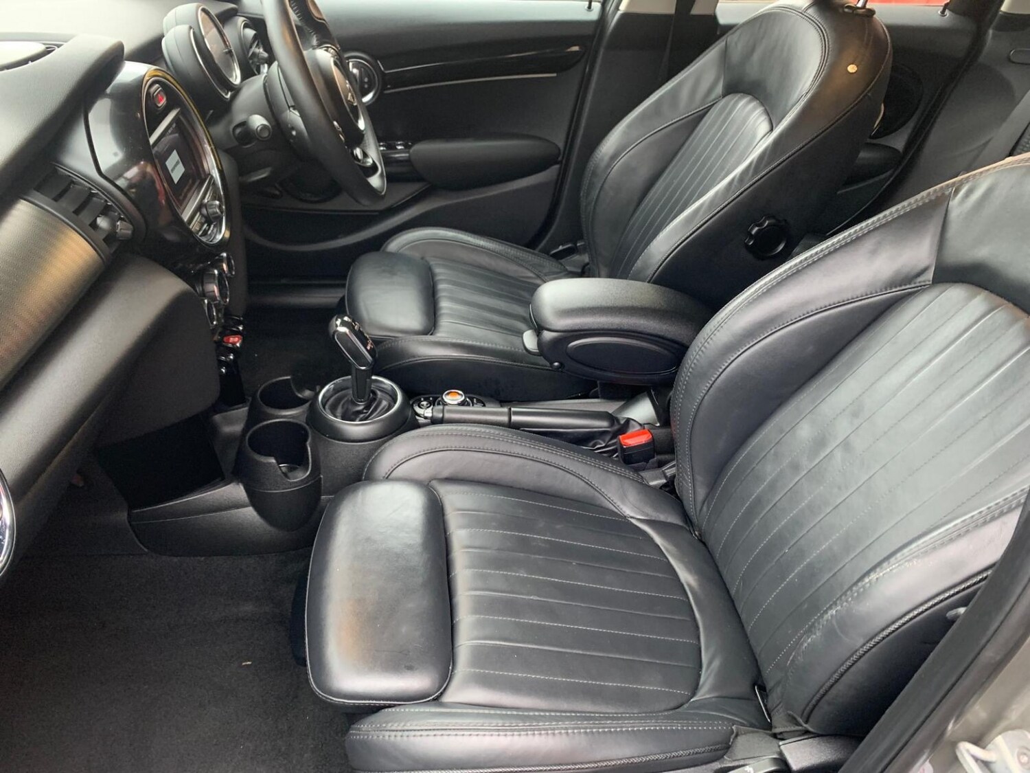 Used MINI Hatch 2019 for sale - 77721381: Photo 11