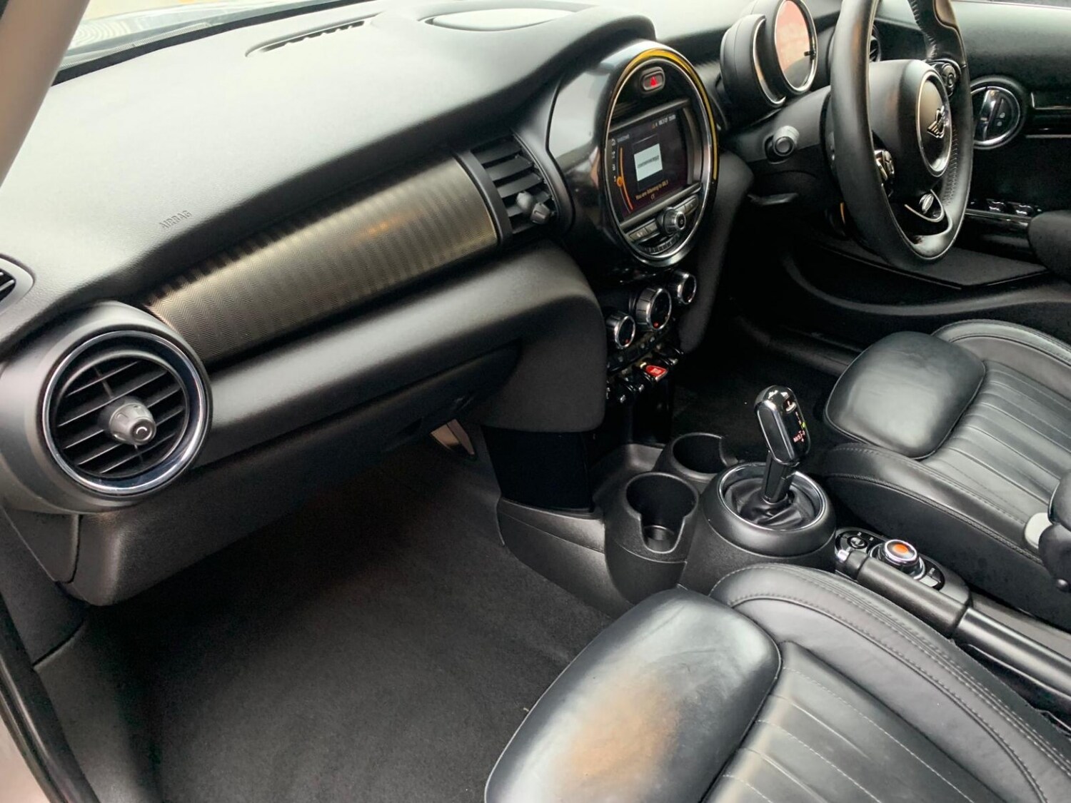 Used MINI Hatch 2019 for sale - 77721381: Photo 12