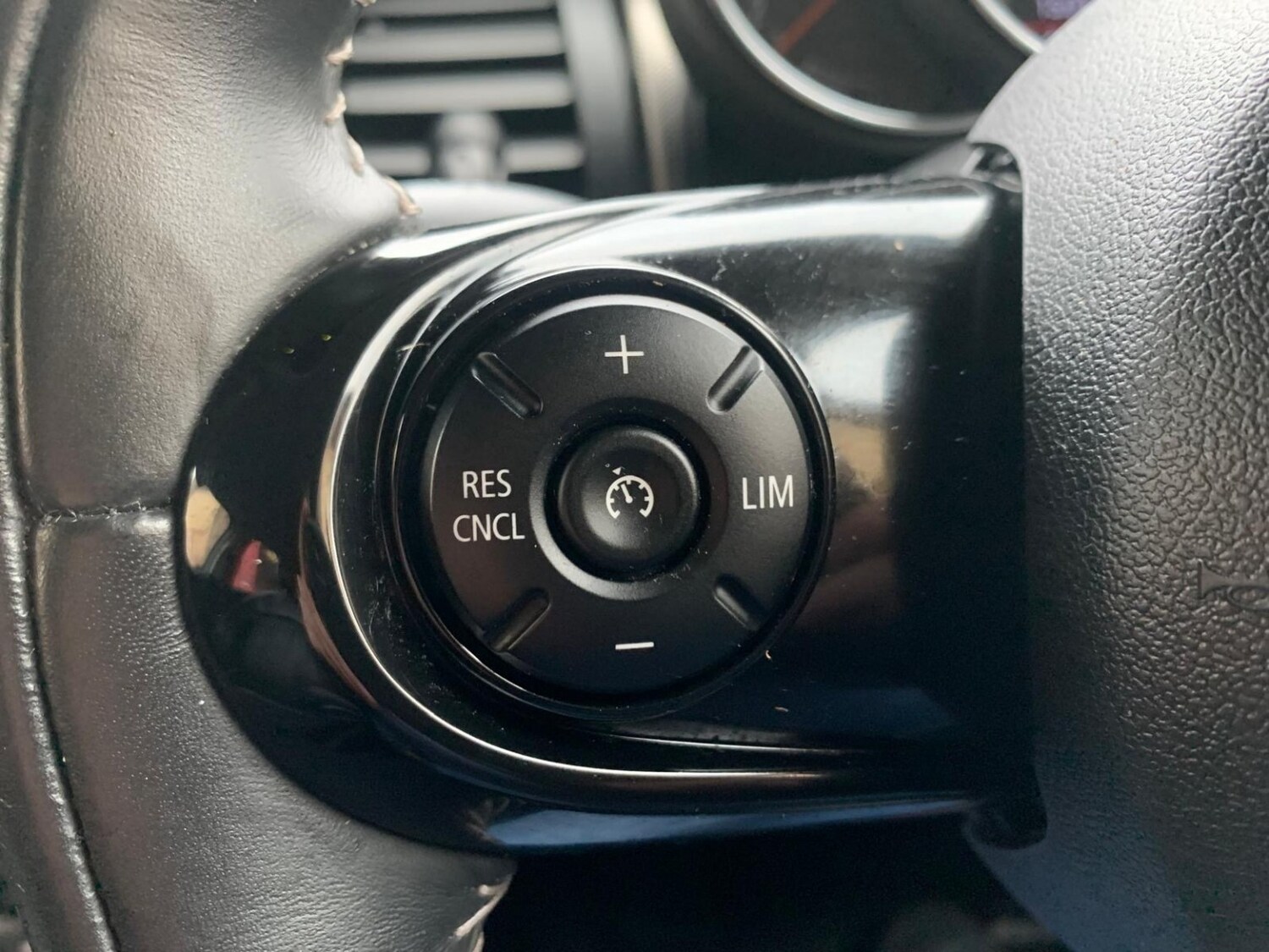 Used MINI Hatch 2019 for sale - 77721381: Photo 23