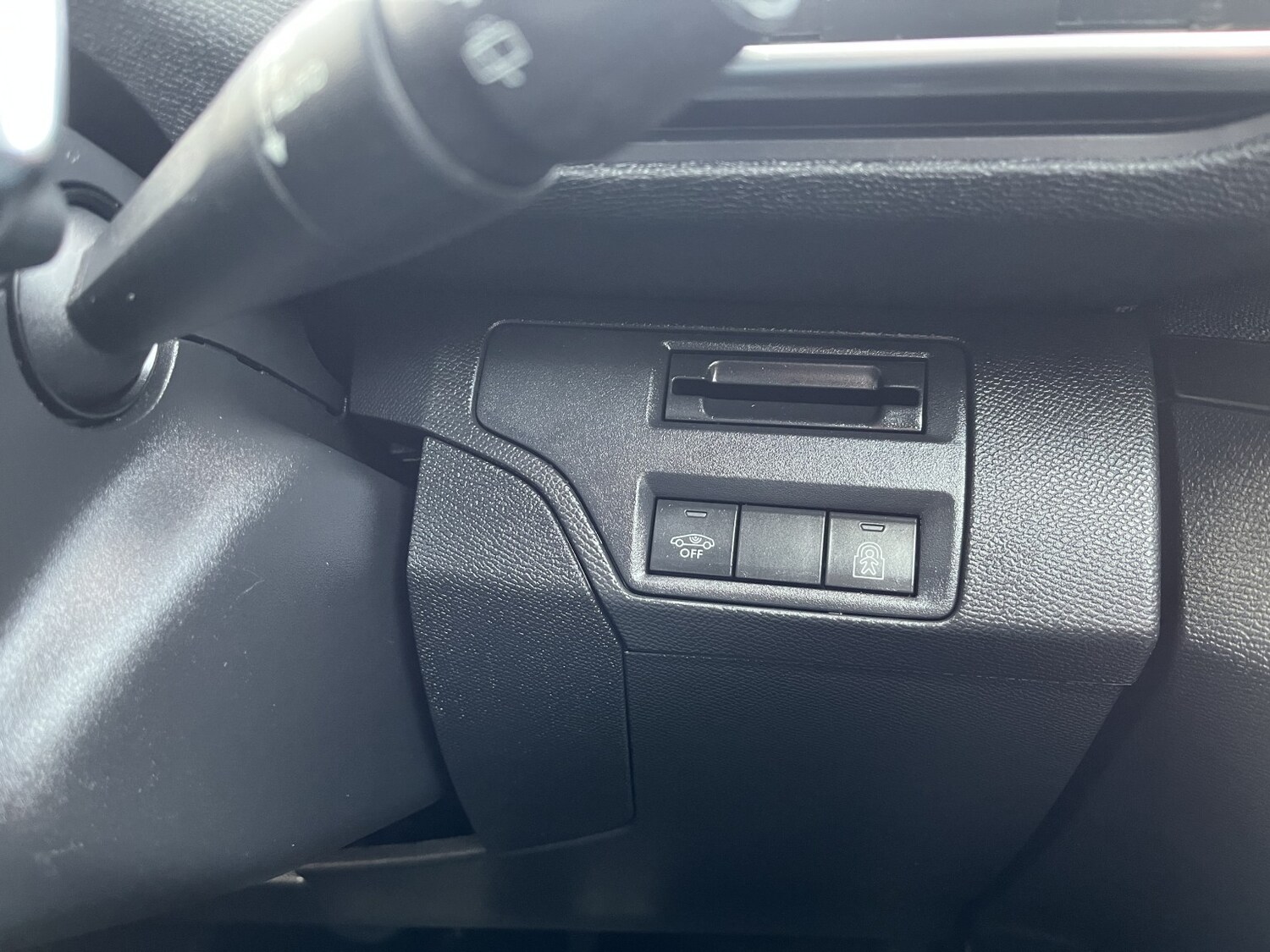 Used Peugeot 3008 2017 for sale - 77721295: Photo 24