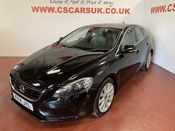 Used Volvo V40 2014 for sale - 79023848: Photo