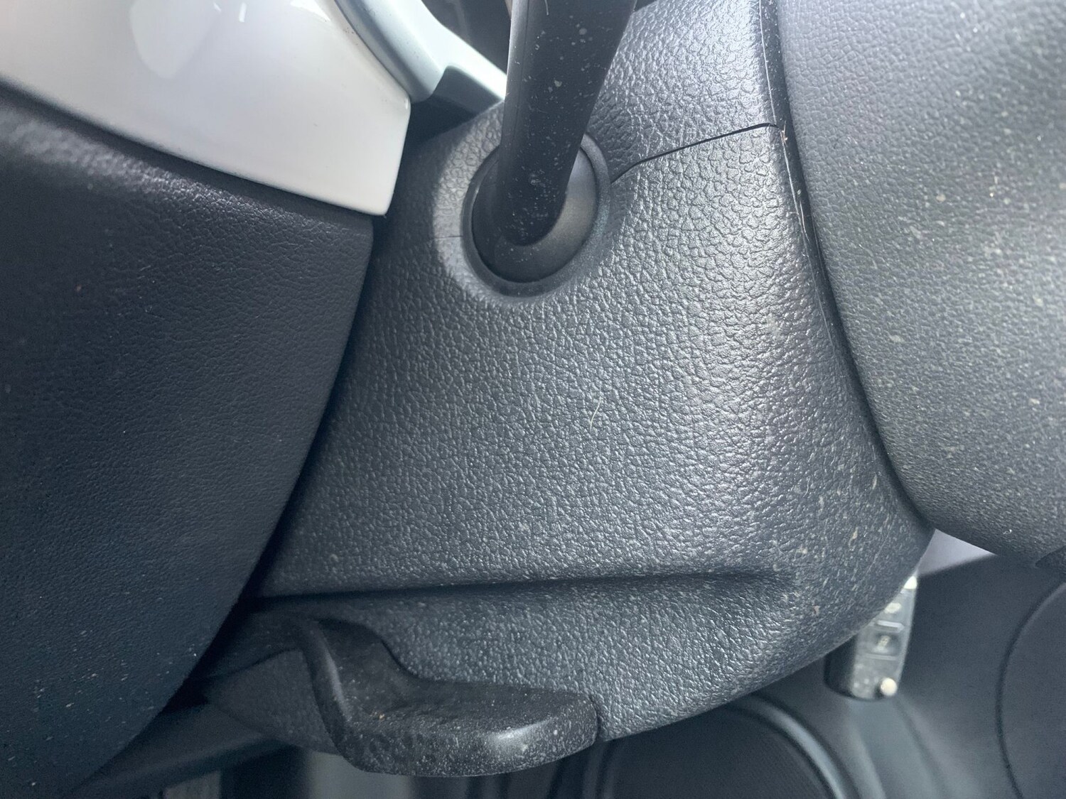 Used Volkswagen Beetle 2016 for sale - 77721231: Photo 24