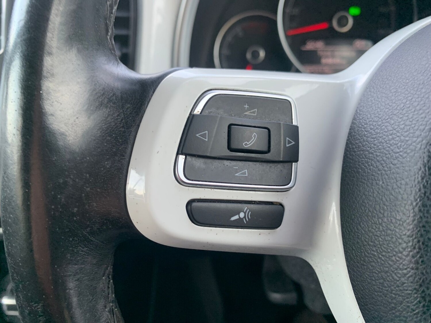 Used Volkswagen Beetle 2016 for sale - 77721231: Photo 27