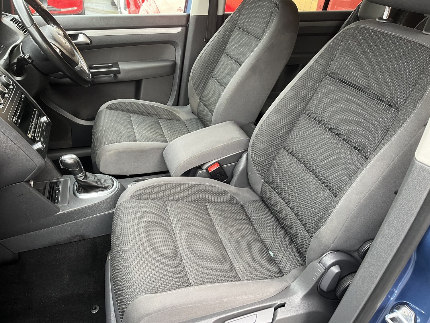 Used Volkswagen Touran 2014 for sale - 77735742: Photo 11