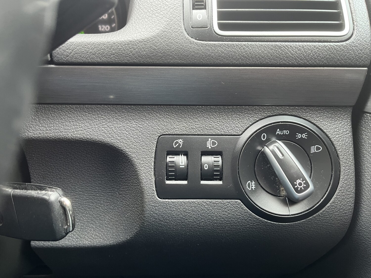 Used Volkswagen Touran 2014 for sale - 77735742: Photo 22