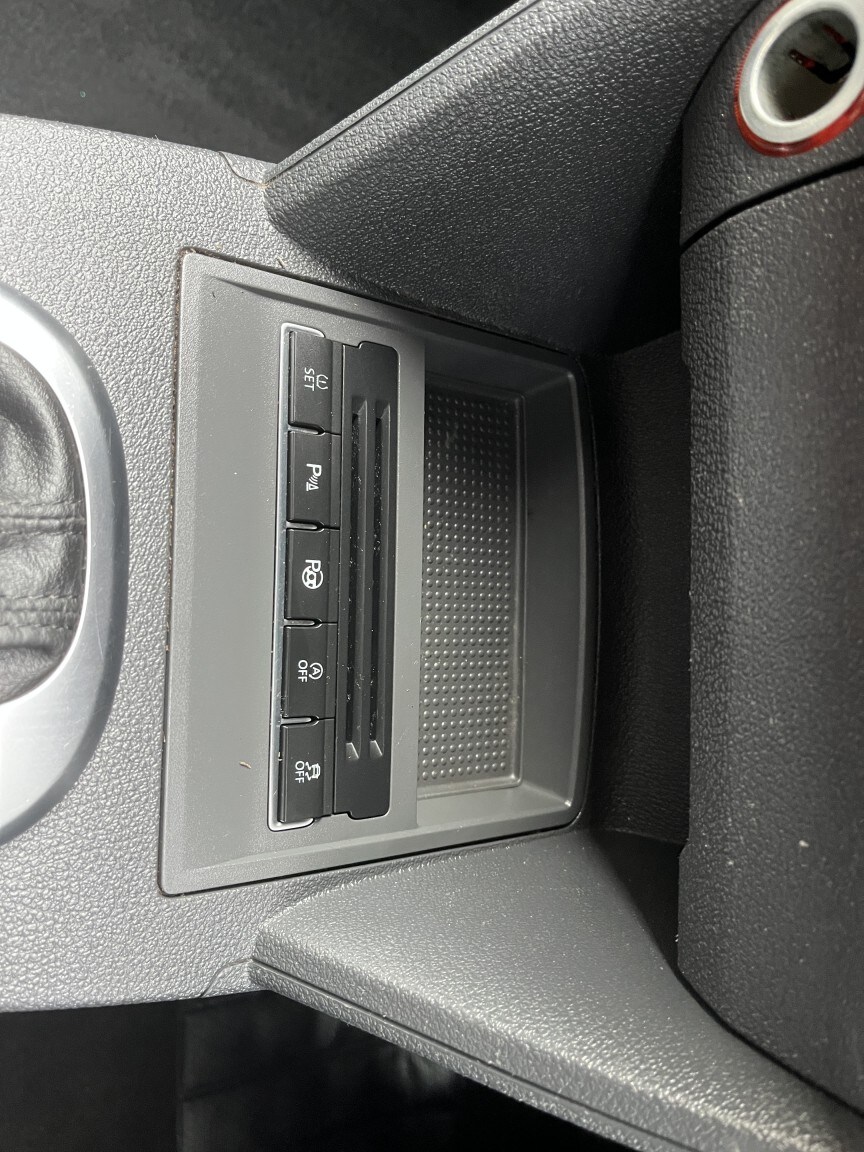 Used Volkswagen Touran 2014 for sale - 77735742: Photo 24