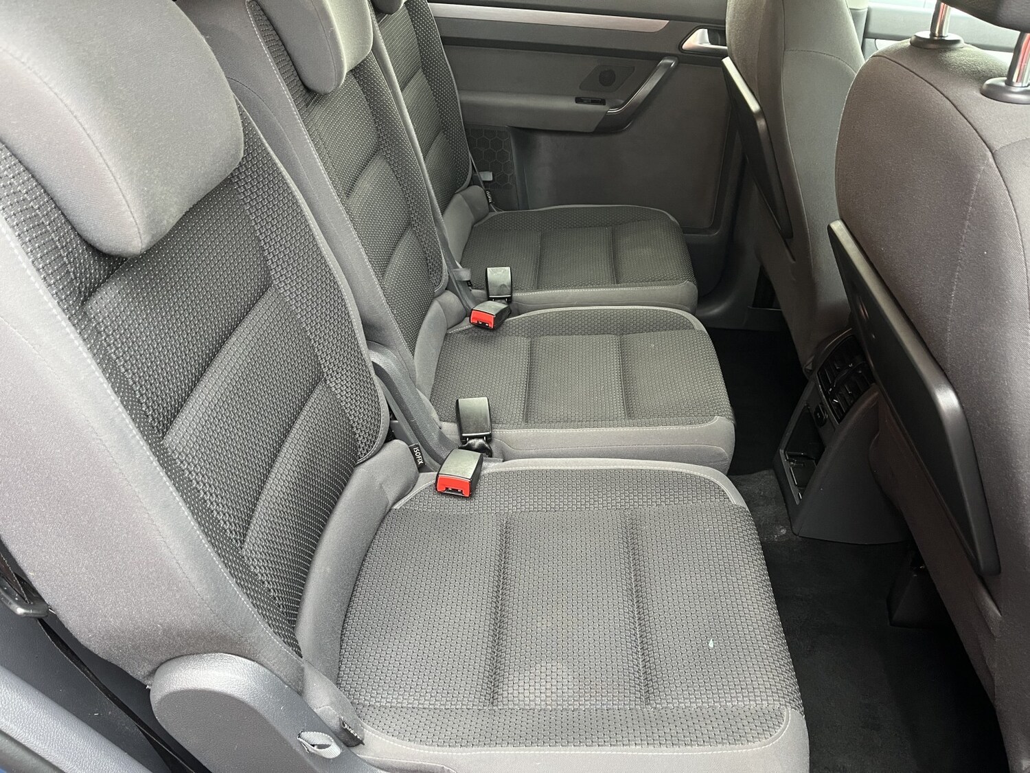 Used Volkswagen Touran 2014 for sale - 77735742: Photo 6