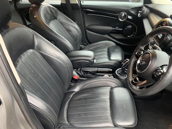 Used MINI Hatch 2019 for sale - 78285402: Photo