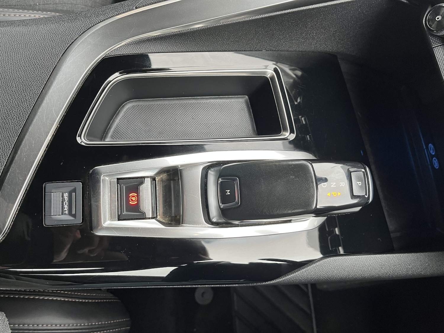 Used Peugeot 3008 2017 for sale - 78084518: Photo 24