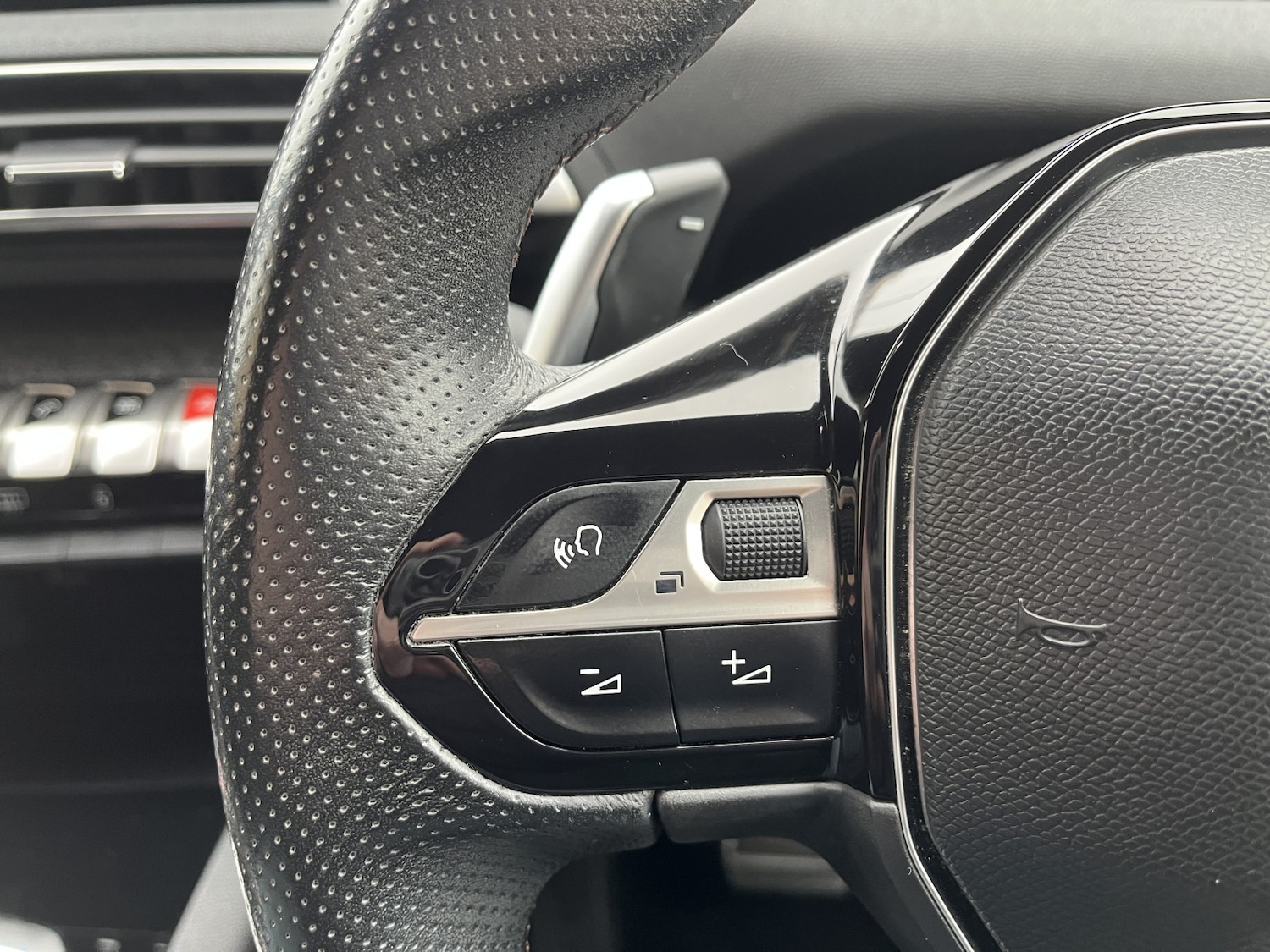 Used Peugeot 3008 2017 for sale - 78084518: Photo 27