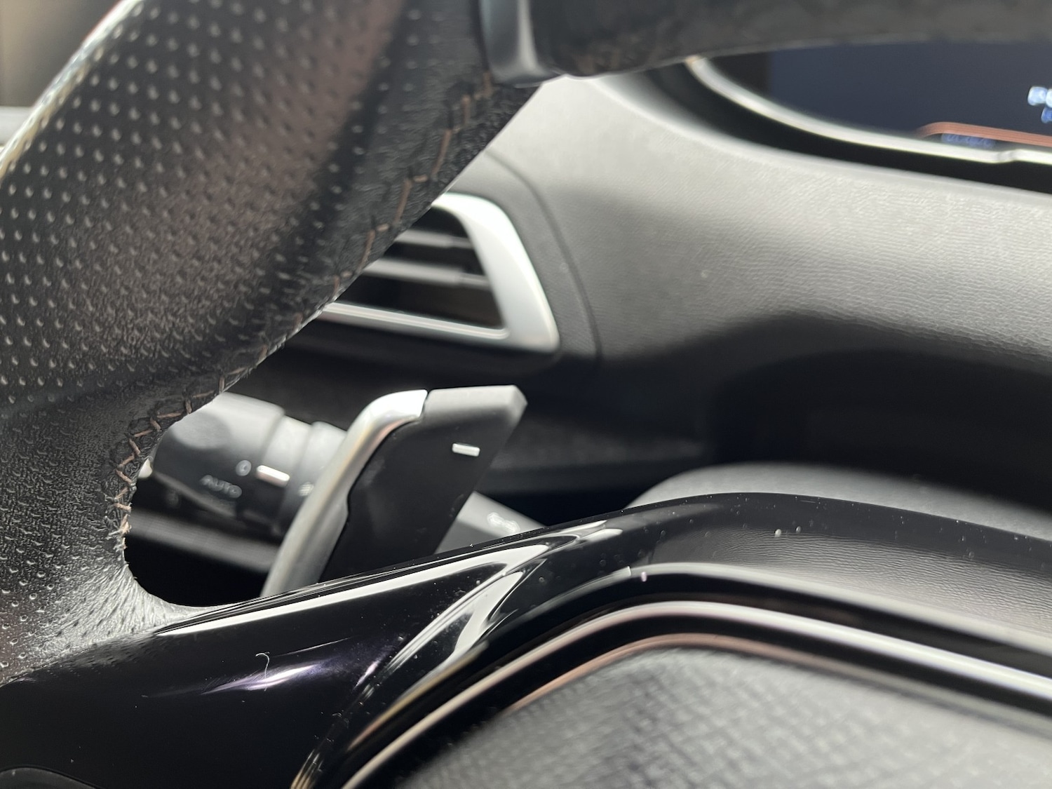 Used Peugeot 3008 2017 for sale - 78084518: Photo 30