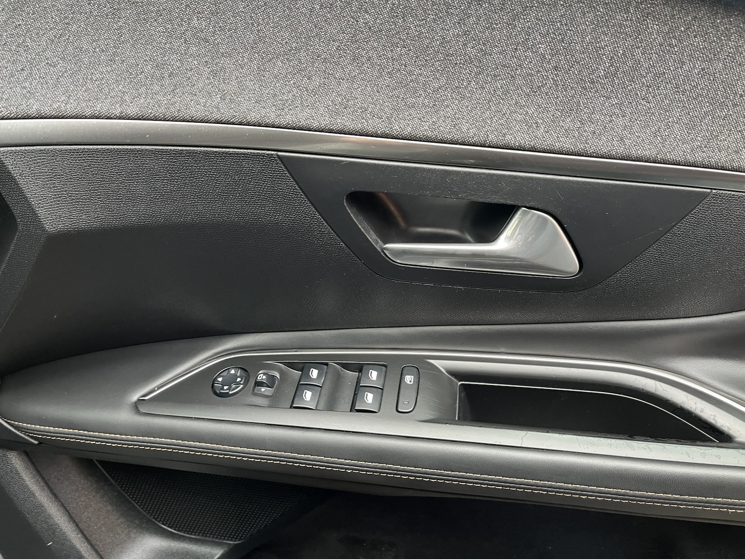 Used Peugeot 3008 2017 for sale - 78084518: Photo 32