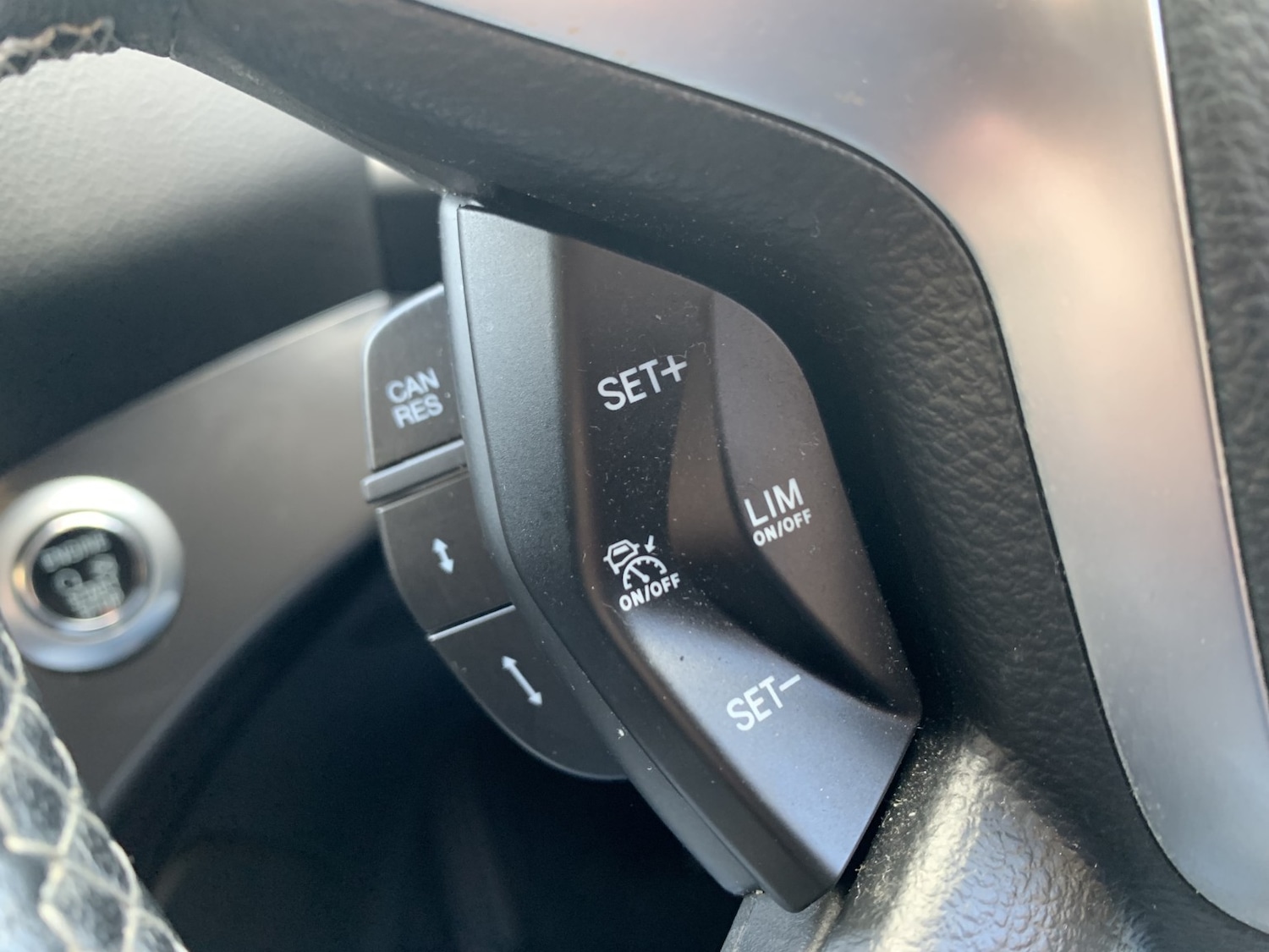 Used Ford Kuga 2016 for sale - 78045576: Photo 28