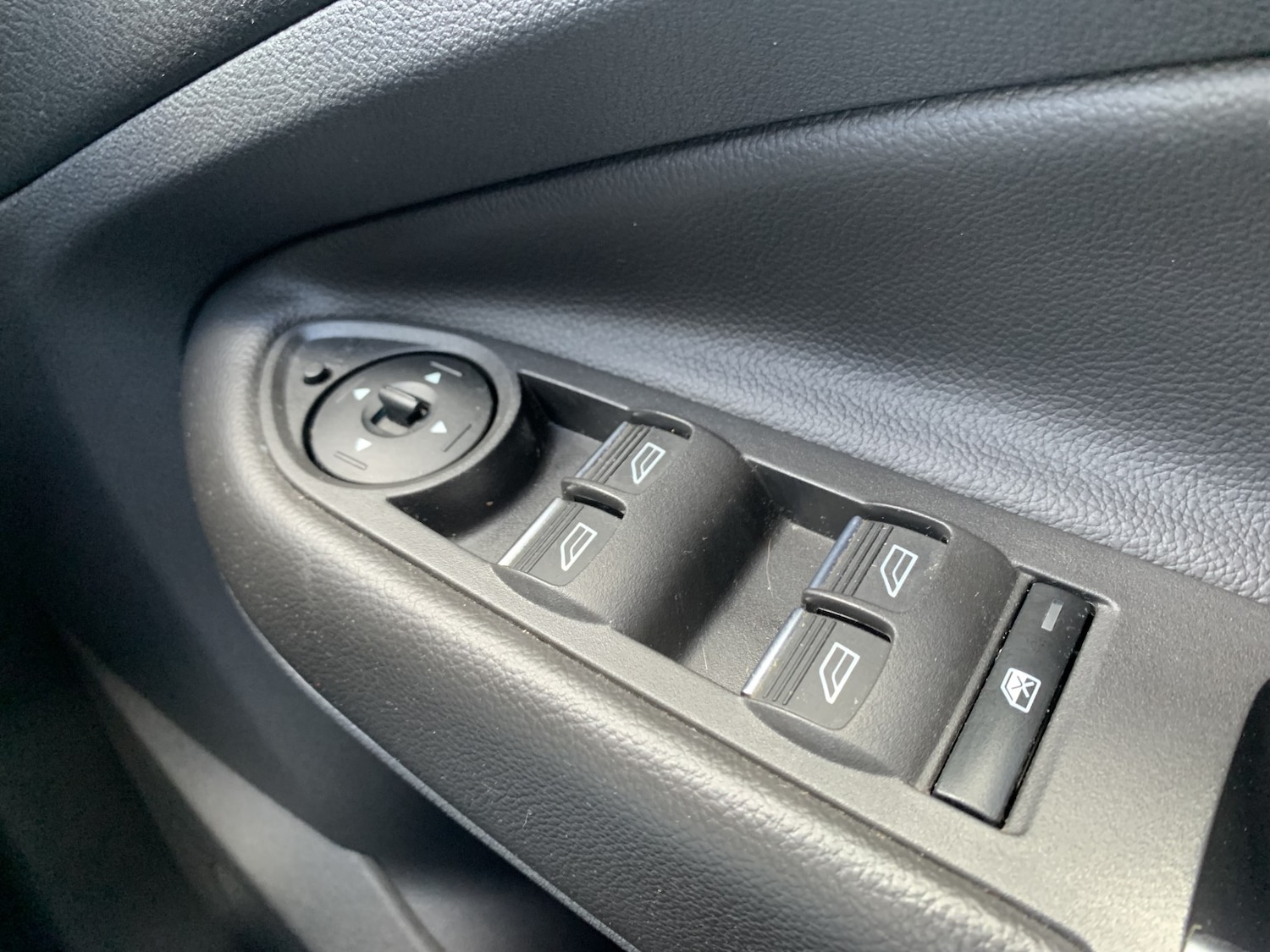 Used Ford Kuga 2016 for sale - 78045576: Photo 35