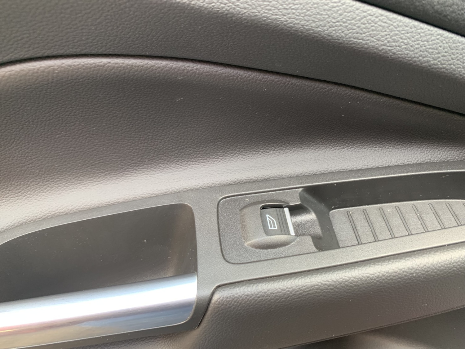 Used Ford Kuga 2016 for sale - 78045576: Photo 43