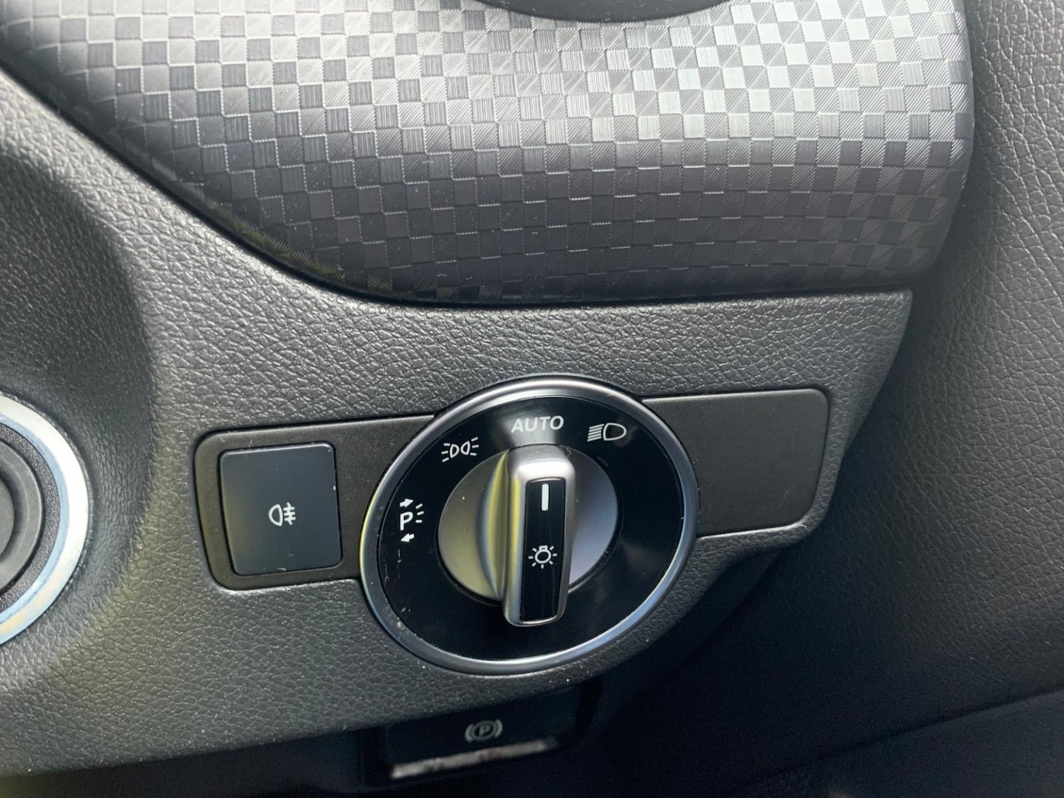 Used Mercedes-Benz A-Class 2017 for sale - 77721380: Photo 33