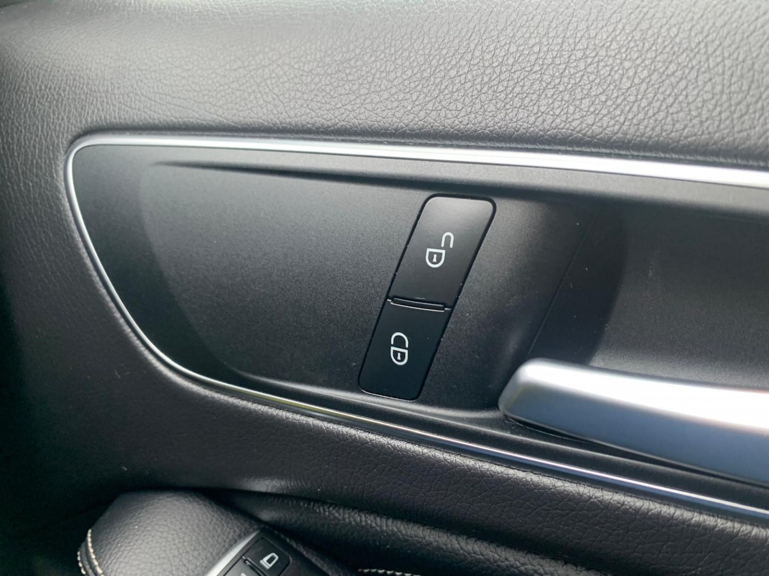 Used Mercedes-Benz A-Class 2017 for sale - 77721380: Photo 34