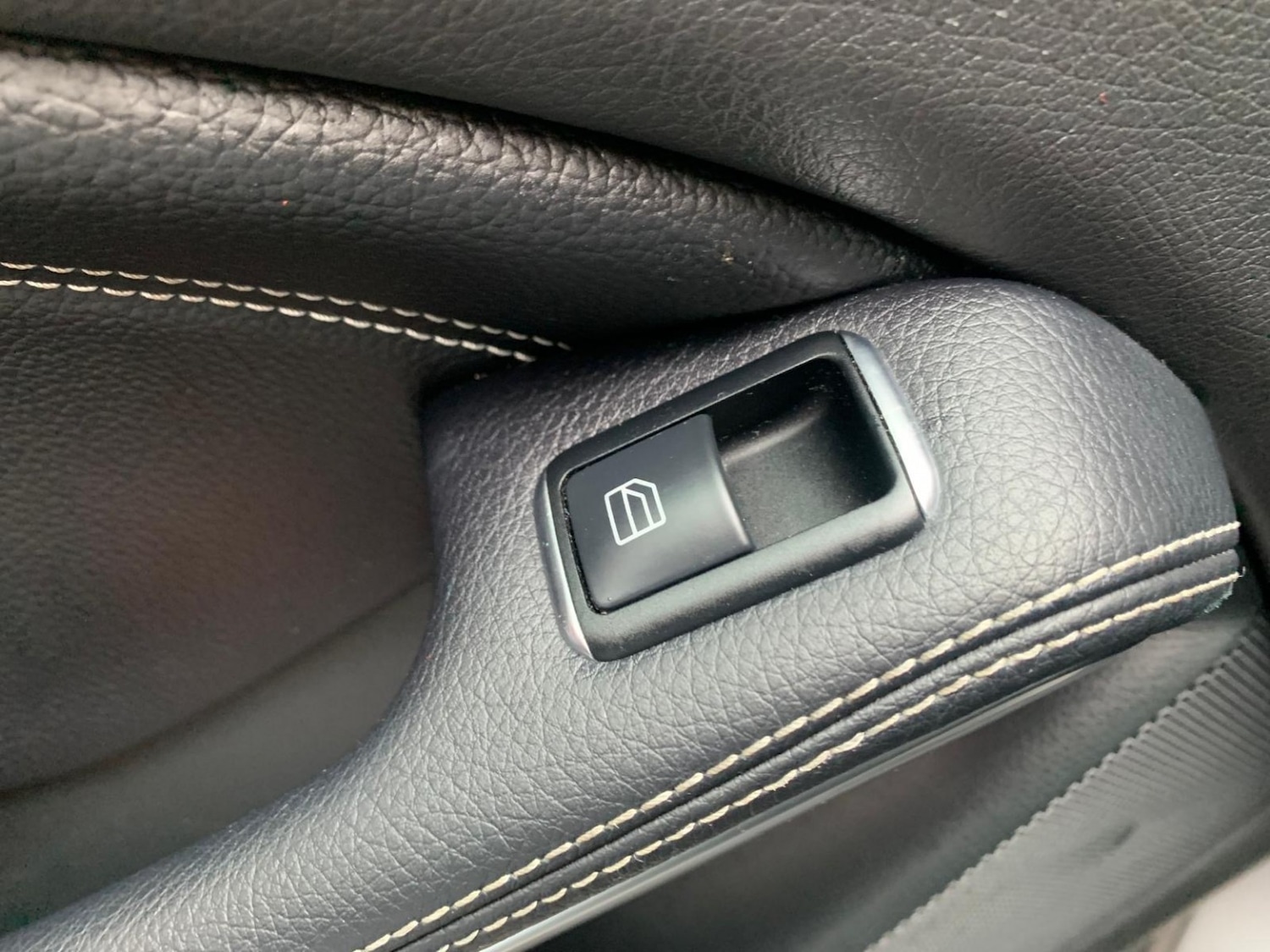 Used Mercedes-Benz A-Class 2017 for sale - 77721380: Photo 37