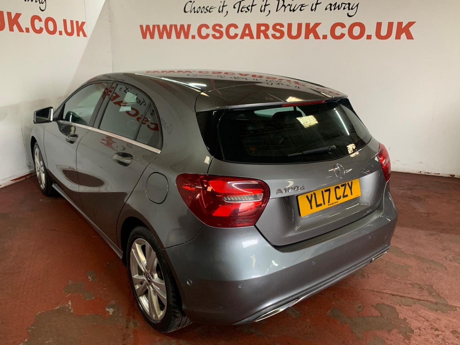 Used Mercedes-Benz A-Class 2017 for sale - 77721380: Photo 5