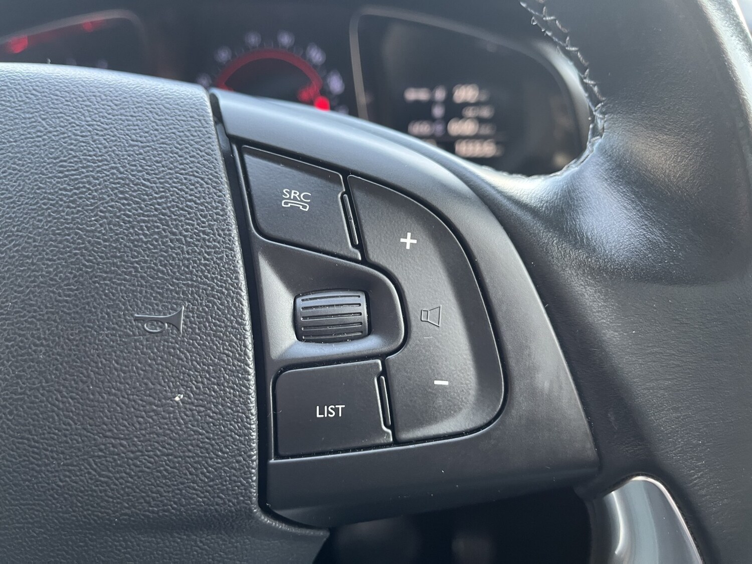 Used Citroen DS5 2015 for sale - 77721284: Photo 21