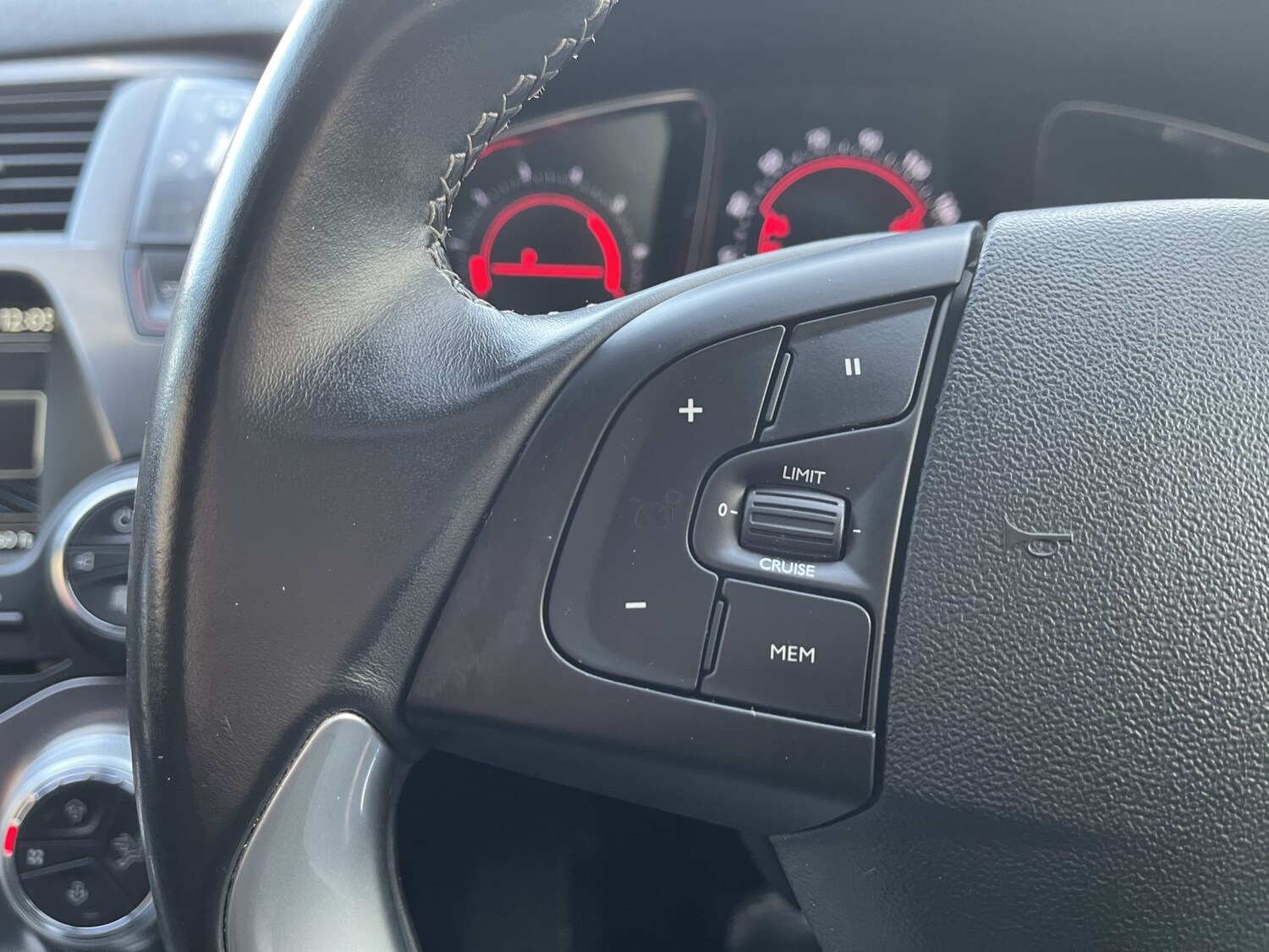 Used Citroen DS5 2015 for sale - 77721284: Photo 22