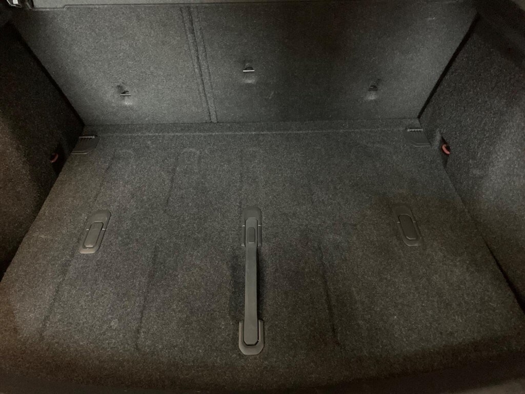 Used Volvo V40 2014 for sale - 77721286: Photo 11