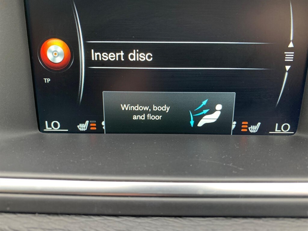 Used Volvo V40 2014 for sale - 77721286: Photo 17