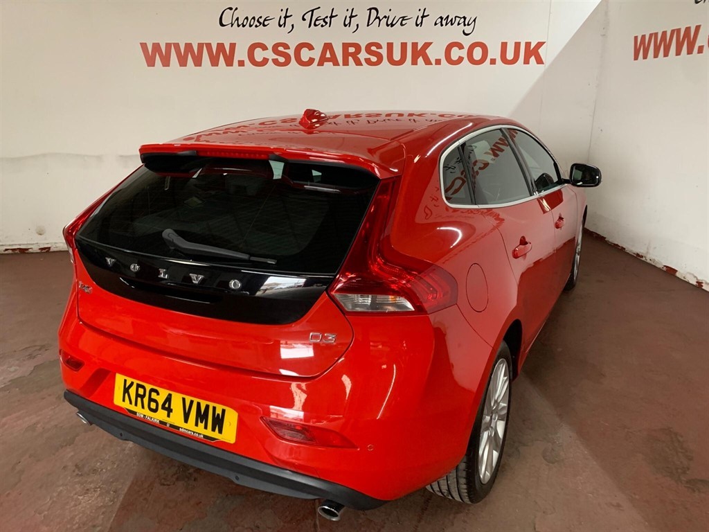 Used Volvo V40 2014 for sale - 77721286: Photo 2