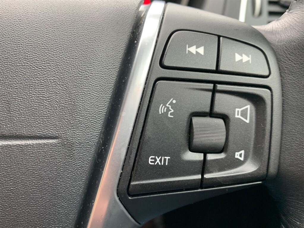 Used Volvo V40 2014 for sale - 77721286: Photo 21