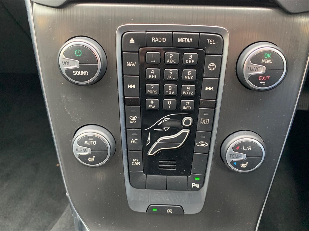 Used Volvo V40 2014 for sale - 77721286: Photo 22