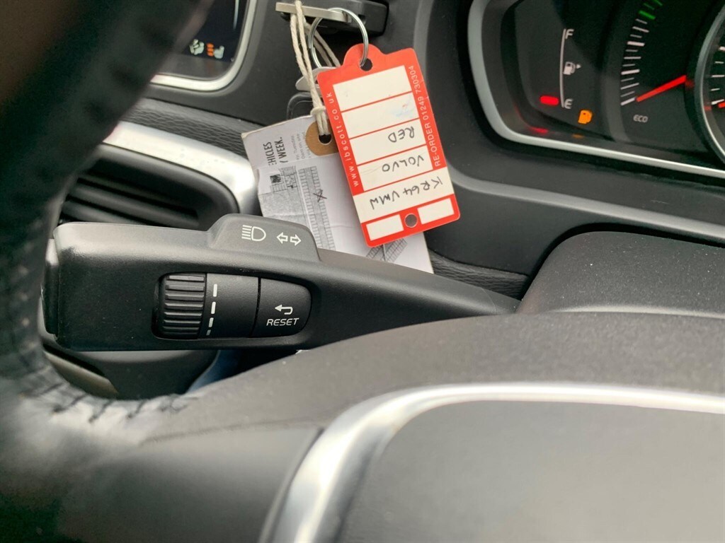 Used Volvo V40 2014 for sale - 77721286: Photo 23