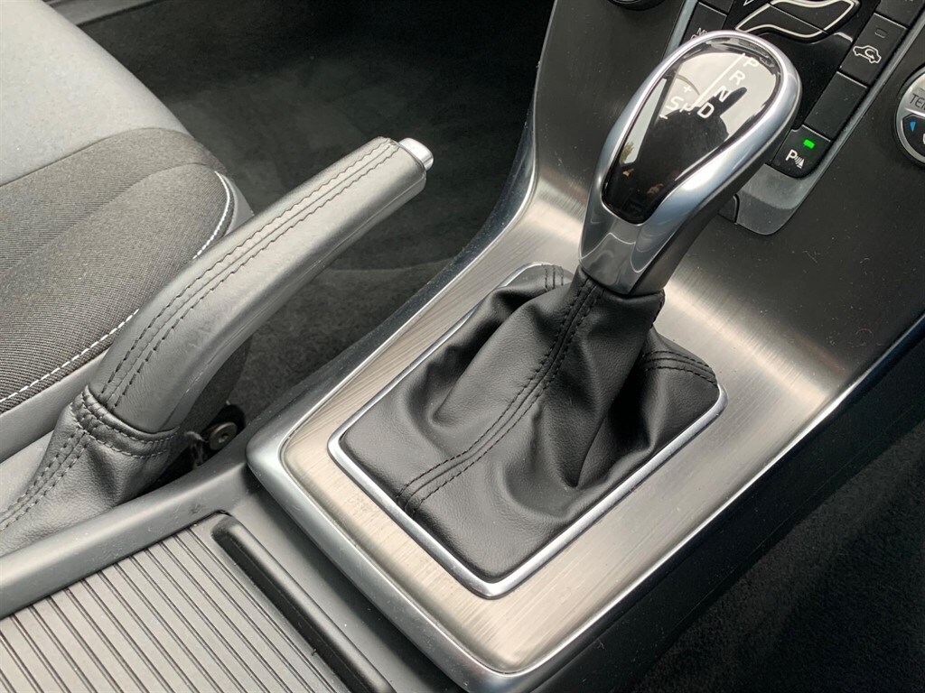 Used Volvo V40 2014 for sale - 77721286: Photo 25