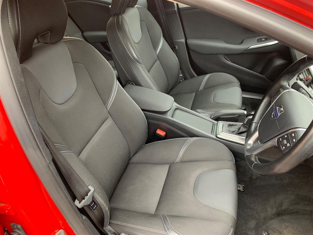 Used Volvo V40 2014 for sale - 77721286: Photo 3