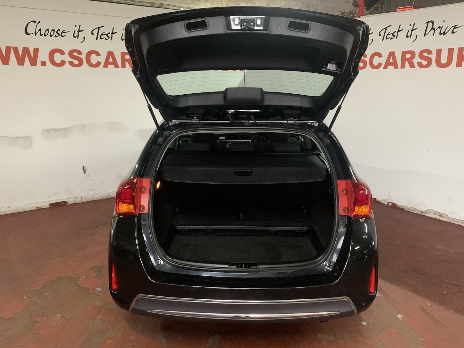 Used Toyota Auris 2013 for sale - 78053325: Photo 11