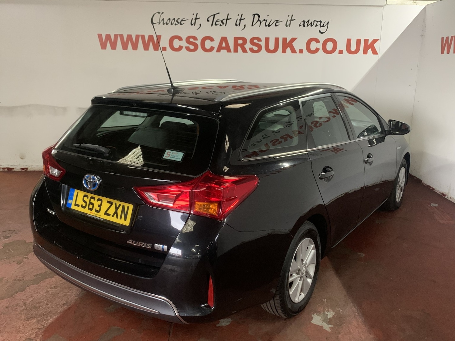 Used Toyota Auris 2013 for sale - 78053325: Photo 2