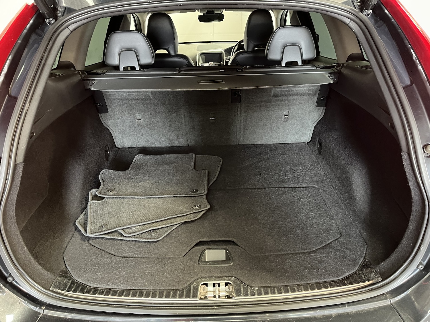 Used Volvo XC60 2015 for sale - 78213492: Photo 10