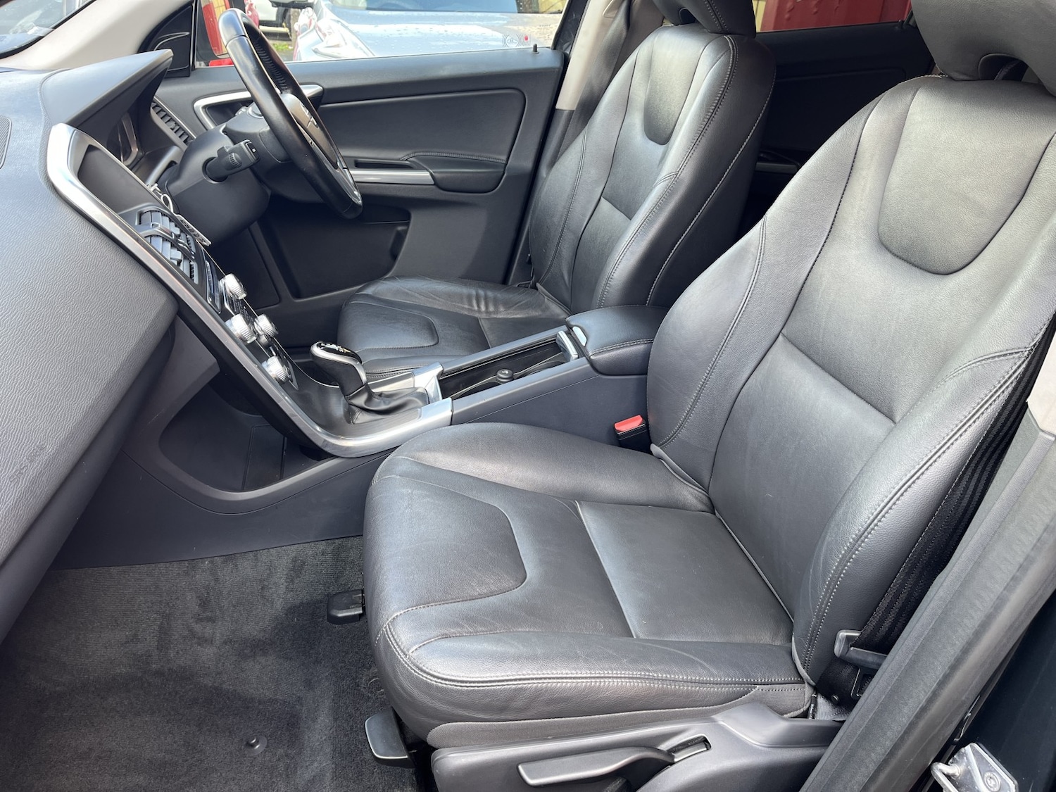 Used Volvo XC60 2015 for sale - 78213492: Photo 12