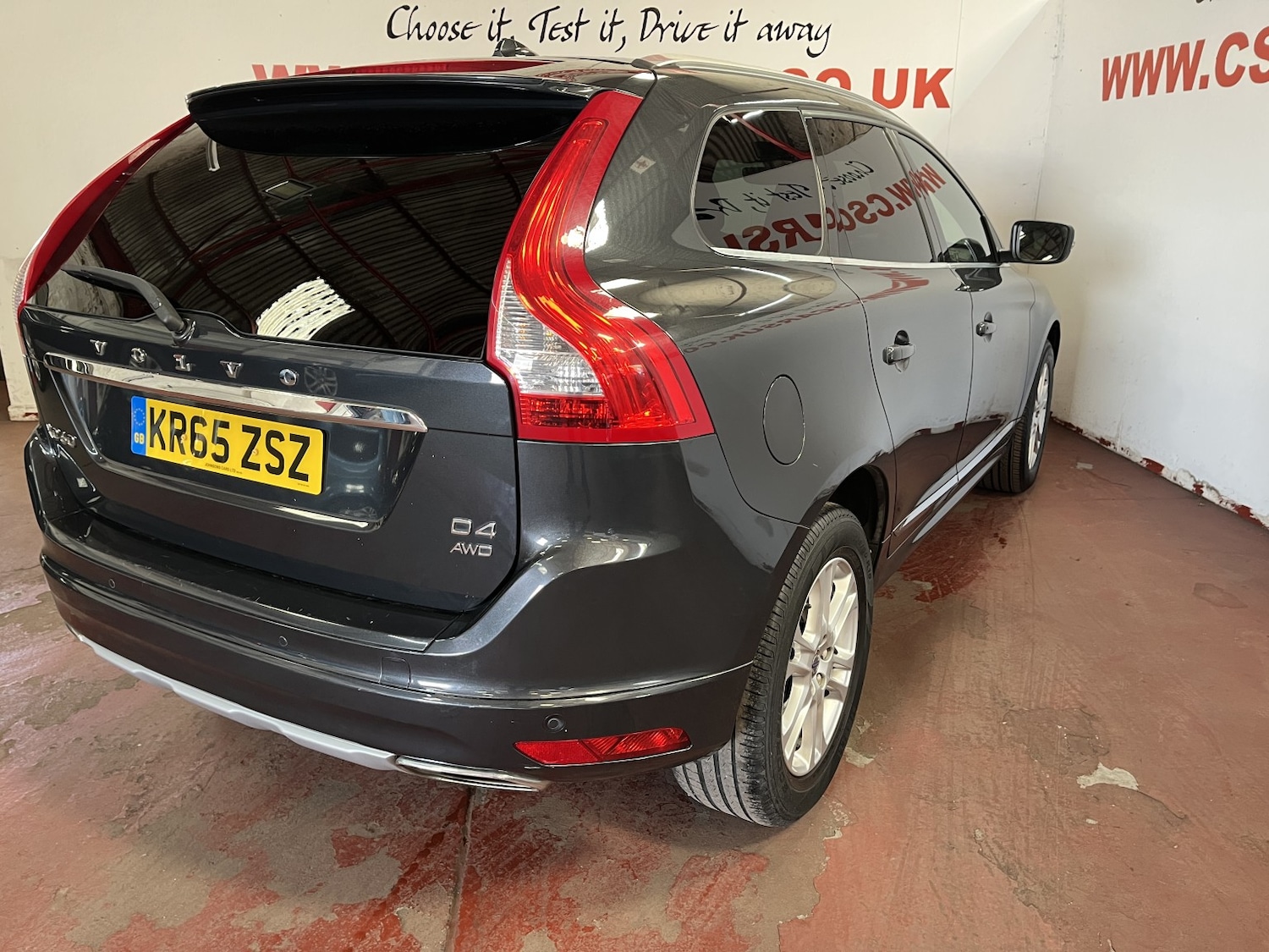 Used Volvo XC60 2015 for sale - 78213492: Photo 2