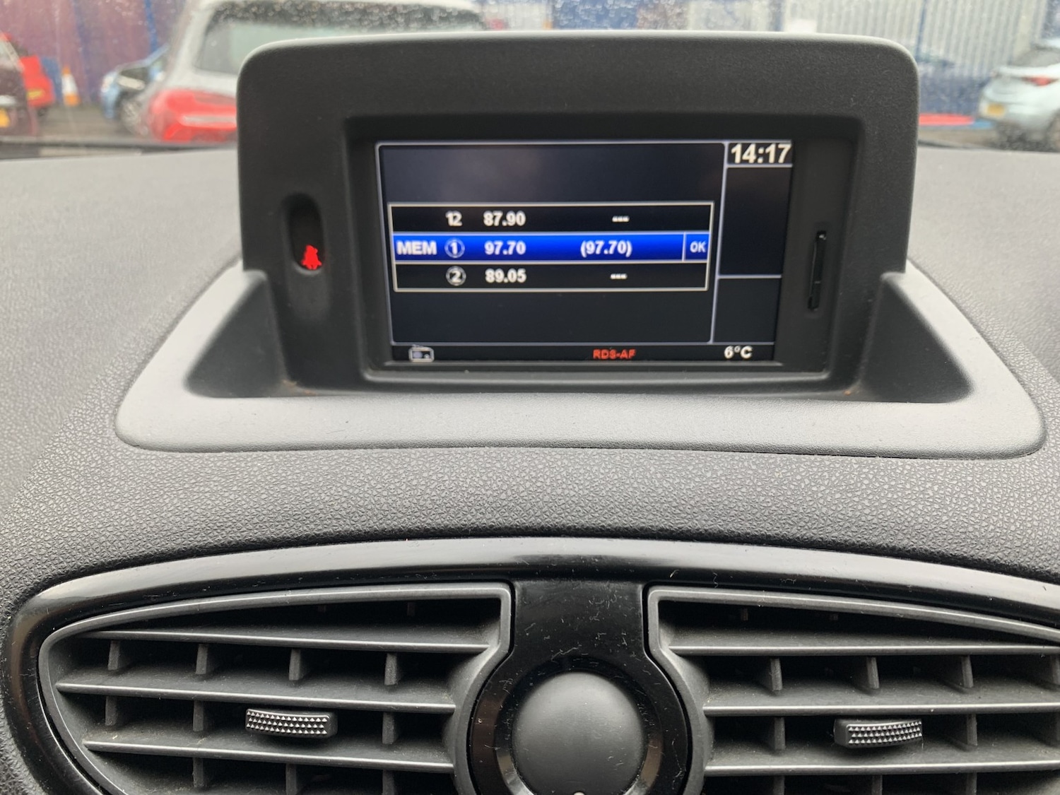 Used Renault Clio 2012 for sale - 78064190: Photo 19