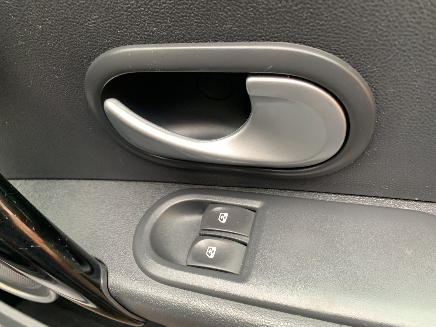 Used Renault Clio 2012 for sale - 78064190: Photo 31