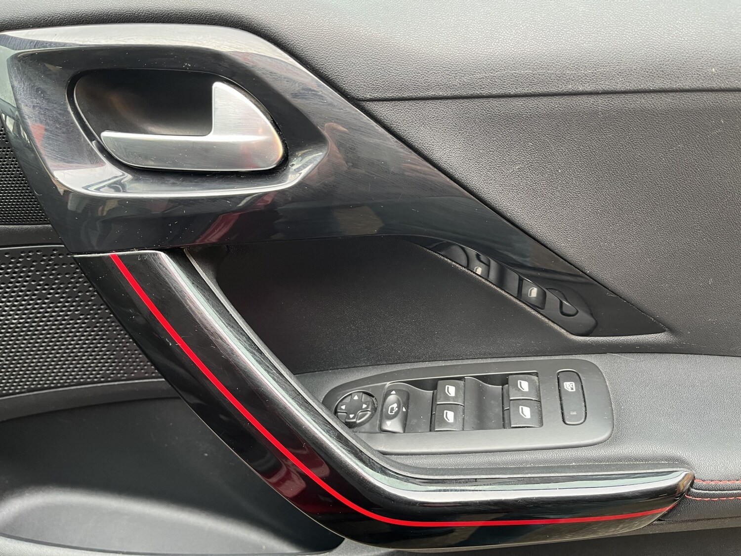 Used Peugeot 2008 2016 for sale - 77721320: Photo 29