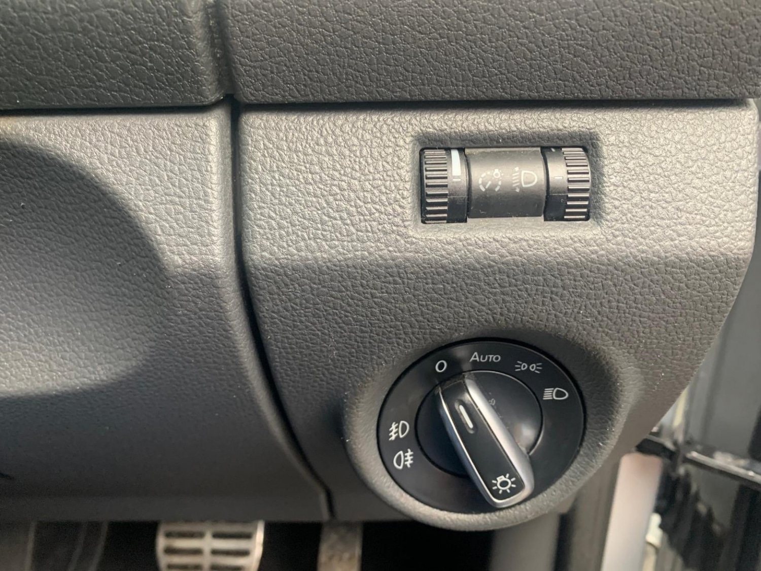 Used Volkswagen Amarok 2014 for sale - 77721385: Photo 41