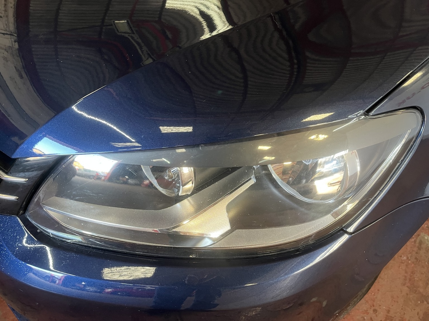 Used Volkswagen Touran 2012 for sale - 77807194: Photo 24