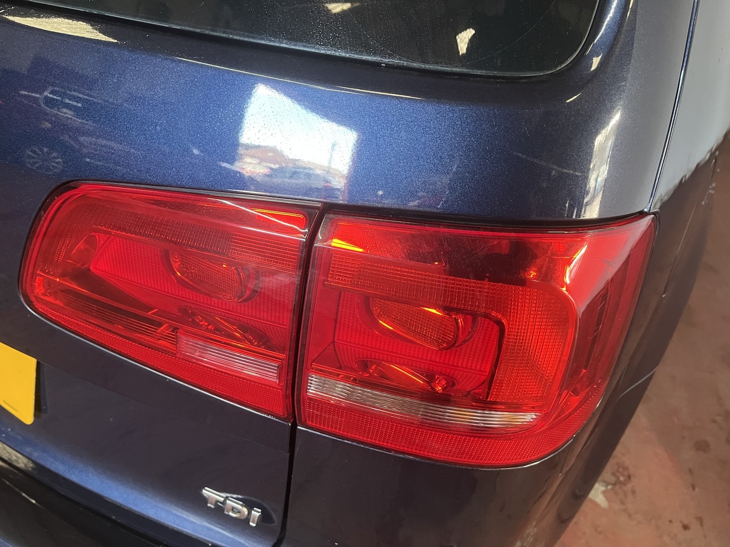 Used Volkswagen Touran 2012 for sale - 77807194: Photo 28